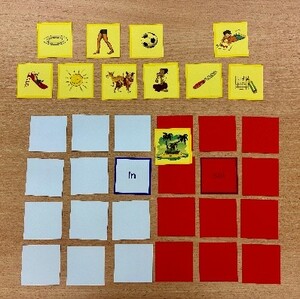 Ein Beispielbild für das Spiel "Trimory" mit aufgedeckten Bildkarten.
